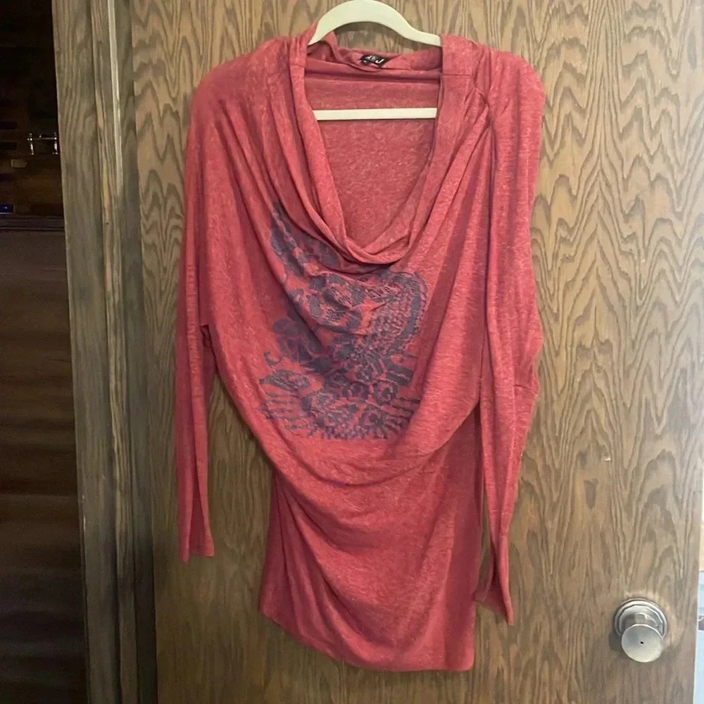 Red‎ Very J Top L